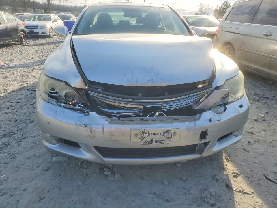 Photo 5 from auction – 2011 LEXUS LS 460 with VIN JTHCL5EF0B5011793