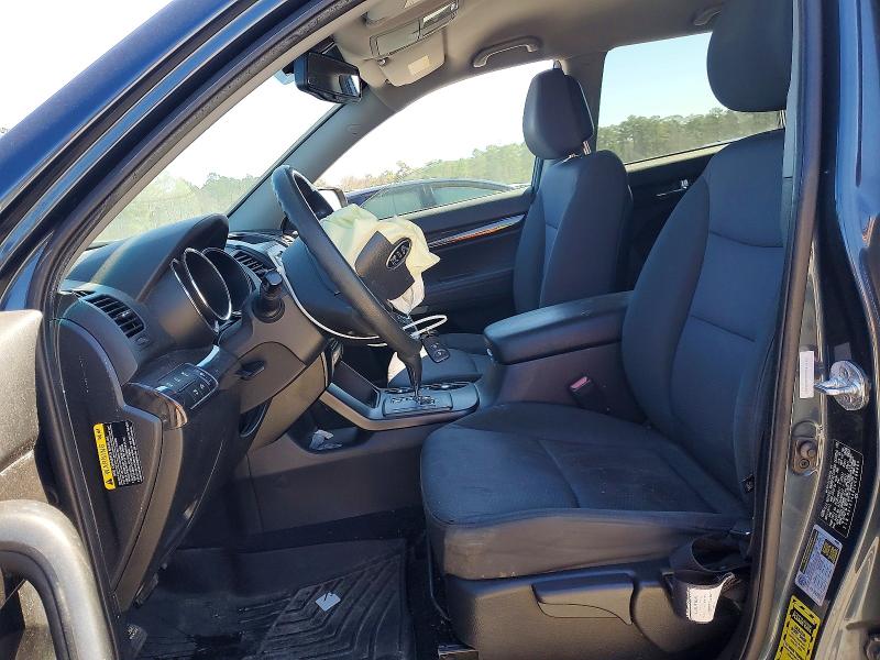 Photo 7 from auction – 2012 KIA SORENTO with VIN 5XYKT4A62CG188609