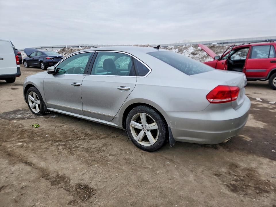 Photo 2 from auction – 2013 VOLKSWAGEN PASSAT with VIN 1VWBN7A3XDC069646