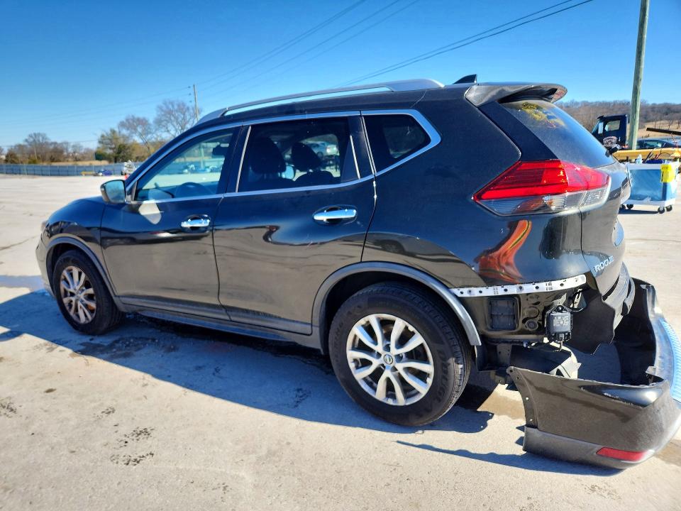 Photo 2 from auction – 2017 NISSAN ROGUE S with VIN KNMAT2MT1HP560396