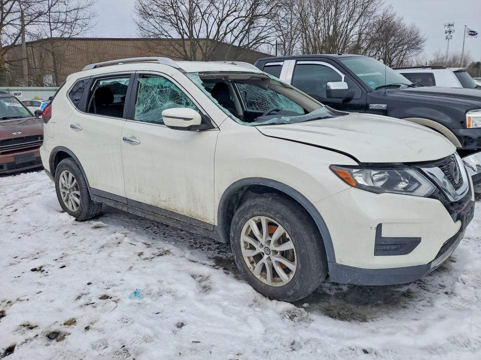 Photo 4 from auction – 2019 NISSAN ROGUE S with VIN KNMAT2MV5KP559339