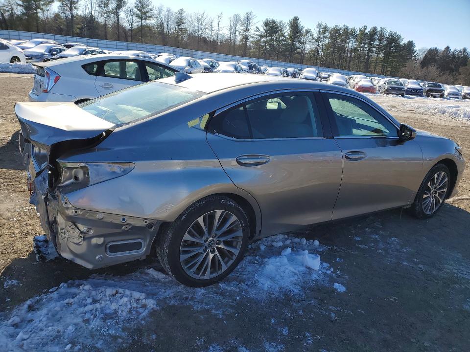 Photo 3 from auction – 2020 LEXUS ES with VIN 58ADZ1B19LU074974