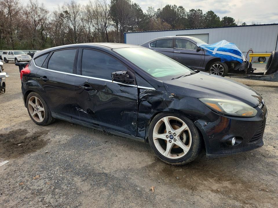 Foto 4 de la subasta – 2013 FORD FOCUS con VIN 1FADP3N20DL362221