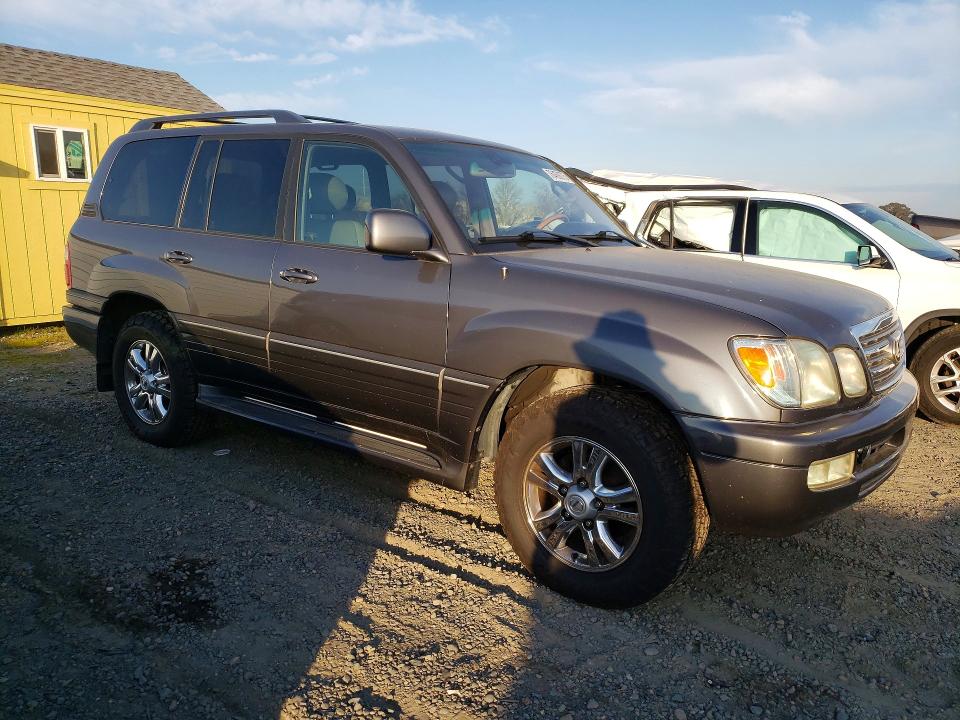 Photo 4 from auction – 2004 LEXUS LX 470 with VIN JTJHT00W843547498