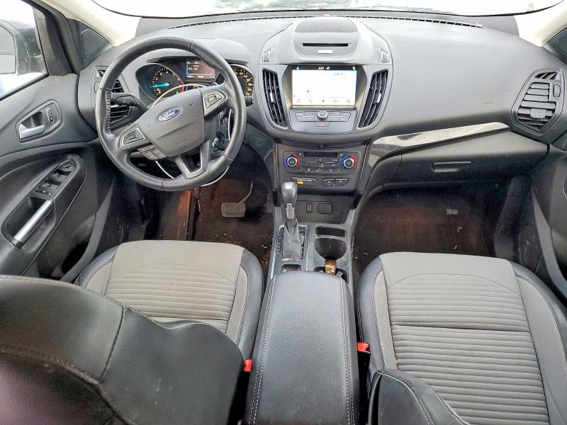 Foto 8 de la subasta – 2017 FORD ESCAPE con VIN 1FMCU0GD6HUB54304