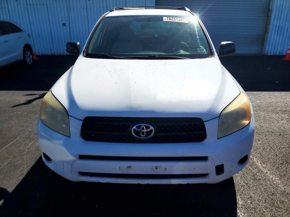 Photo 5 from auction – 2007 TOYOTA RAV4 with VIN JTMZD33V075068882
