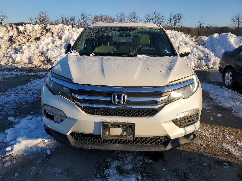 Photo 5 from auction – 2016 HONDA PILOT EXL with VIN 5FNYF6H51GB080389