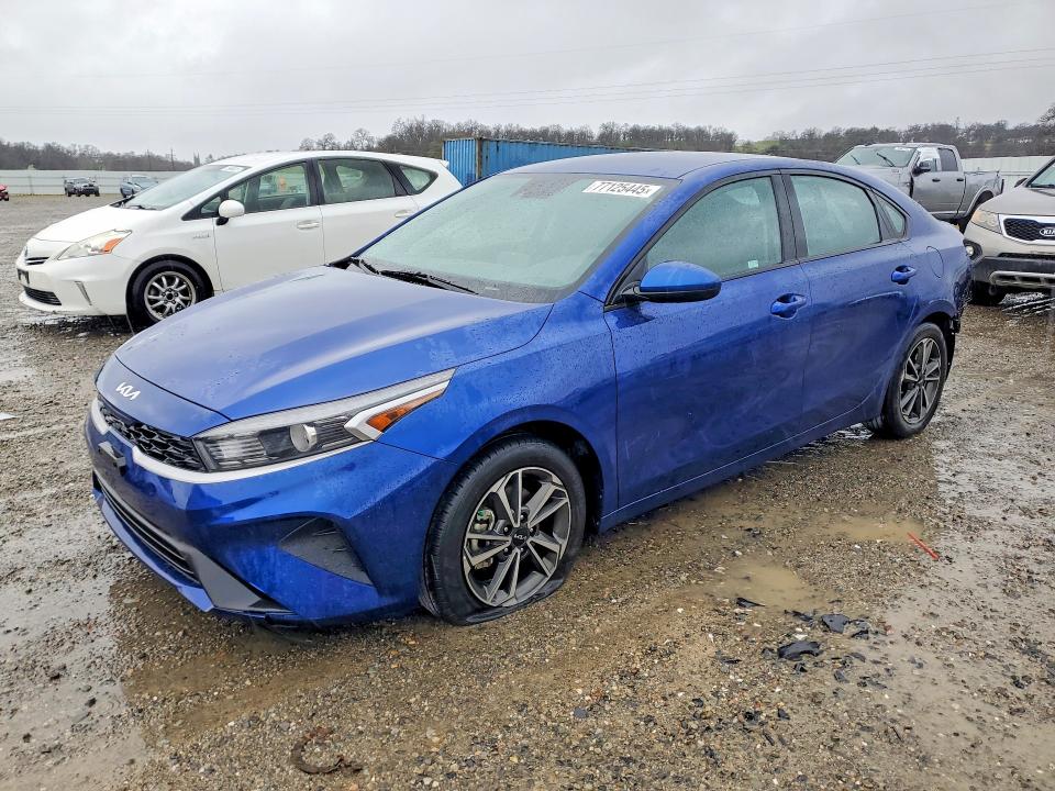 KIA FORTE 2023 with VIN 3KPF24AD3PE628181 - Photo from auction