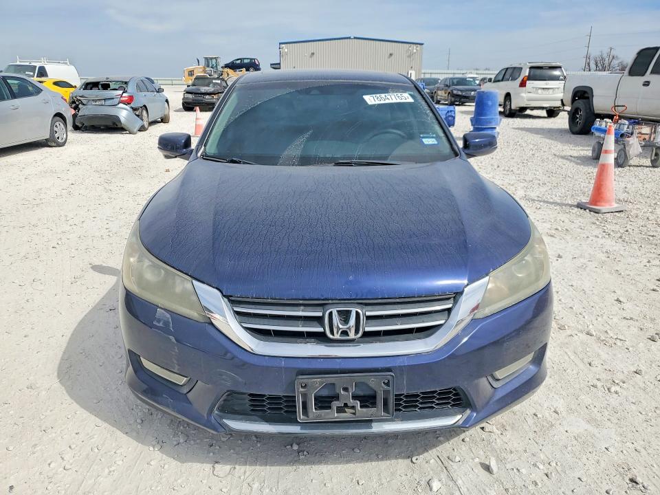 Photo 5 from auction – 2013 HONDA ACCORD with VIN 1HGCR2F86DA062595