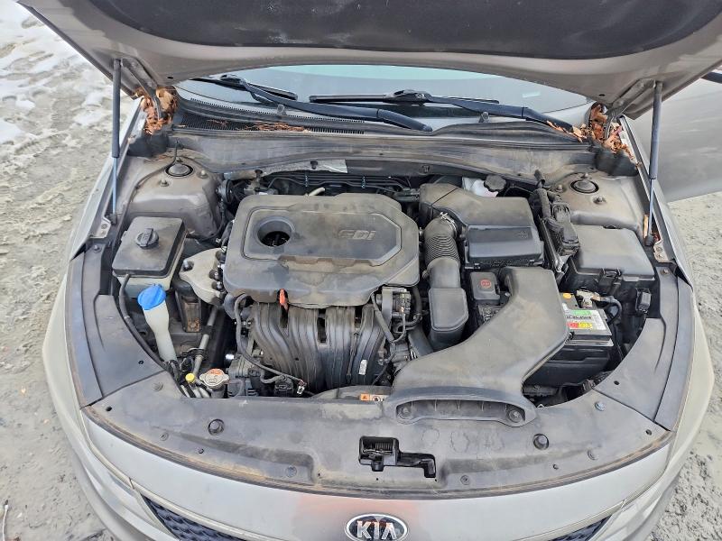 Photo 11 from auction – 2016 KIA OPTIMA LX with VIN 5XXGT4L32GG045064