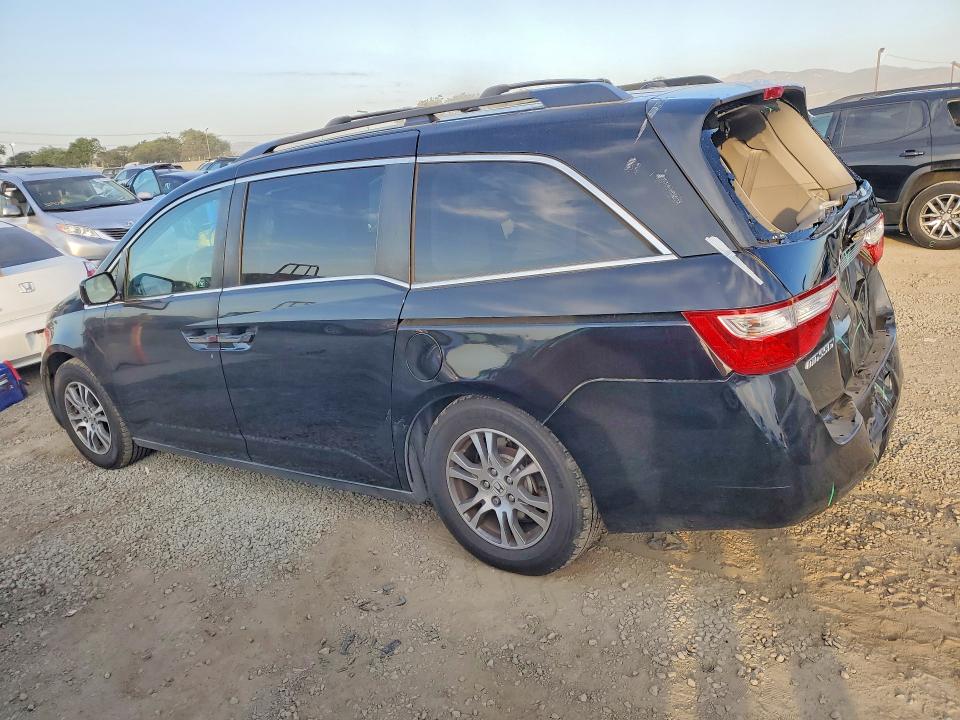 Photo 2 from auction – 2011 HONDA ODYSSEY EX with VIN 5FNRL5H68BB043932