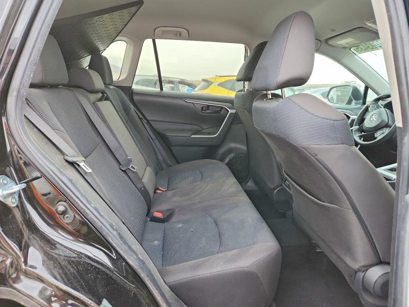 Photo 10 from auction – 2023 TOYOTA RAV4 with VIN 2T3F1RFV4PC357655