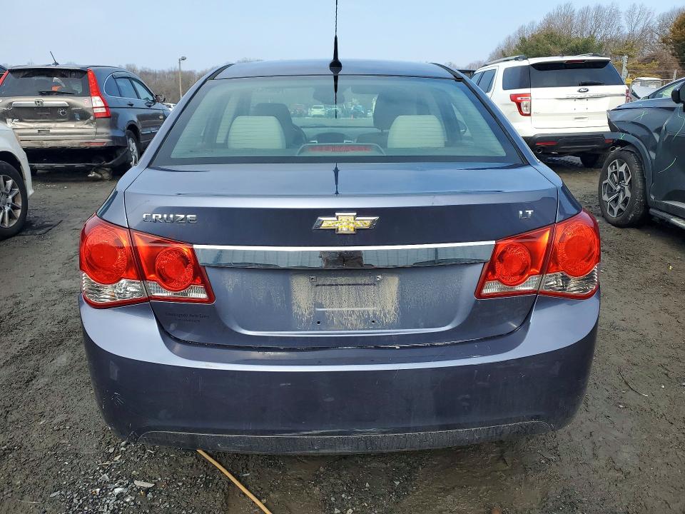 Photo 6 from auction – 2014 CHEVROLET CRUZE with VIN 1G1PC5SB4E7459752