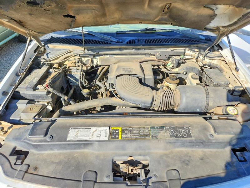 Photo 11 from auction – 2001 FORD F150 with VIN 1FTRX18L01NB85467