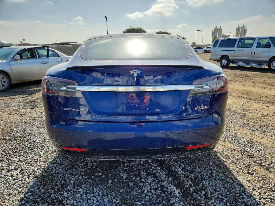 Photo 6 from auction – 2017 TESLA MODEL S with VIN 5YJSA1E4XHF227541