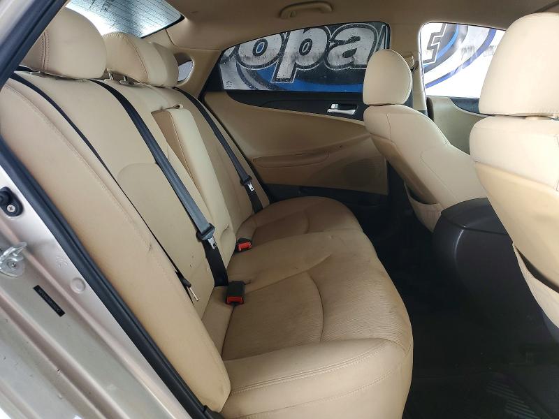 Photo 10 from auction – 2011 HYUNDAI SONATA with VIN 5NPEB4AC6BH200242