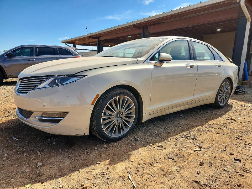 LINCOLN MKZ 2014 with VIN 3LN6L2LU1ER803446 - Photo from auction