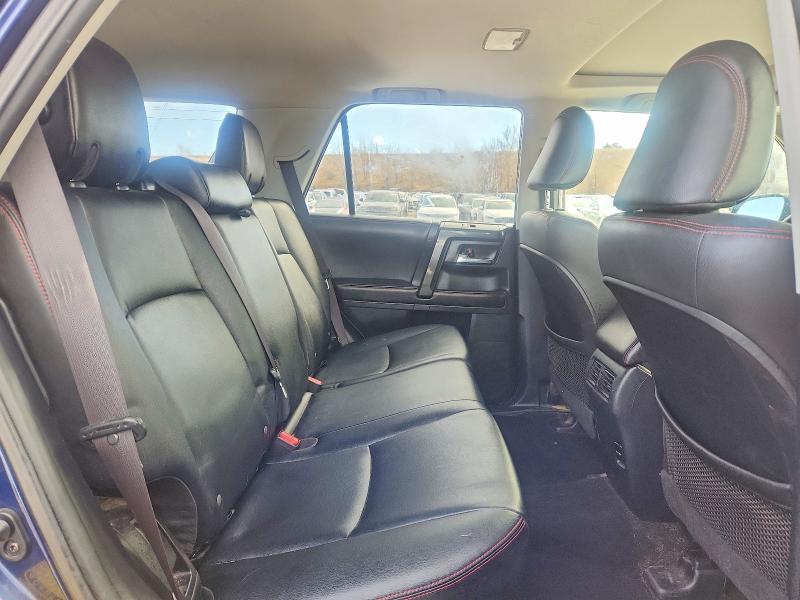 Photo 11 from auction – 2016 TOYOTA 4RUNNER with VIN JTEBU5JR5G5381635