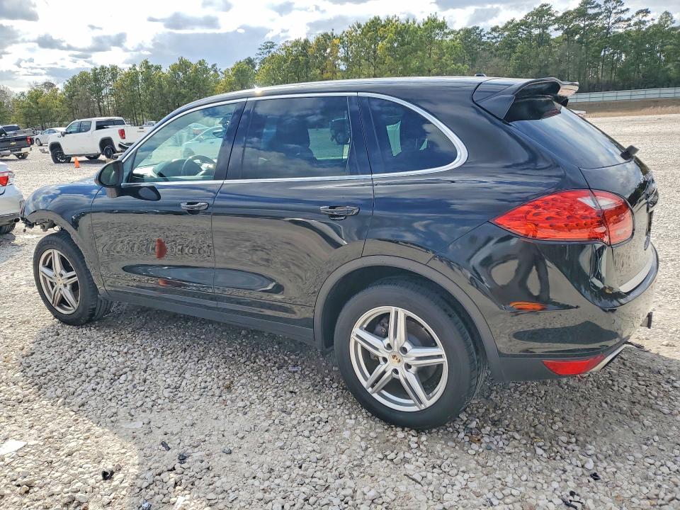 Photo 2 from auction – 2012 PORSCHE CAYENNE with VIN WP1AA2A2XCLA05415