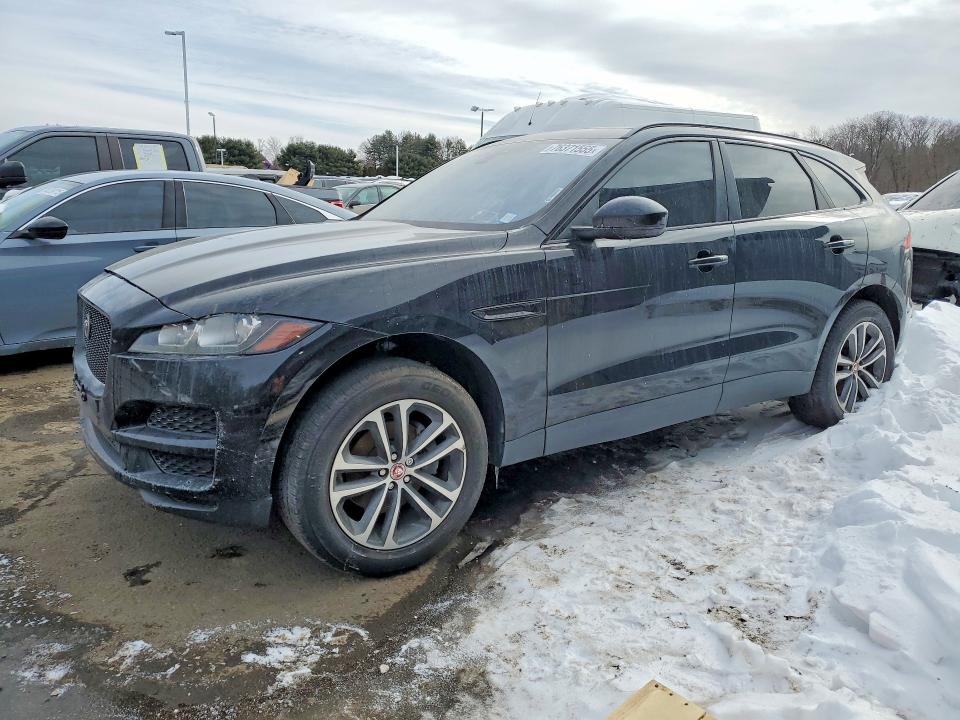 JAGUAR F-PACE 2018 z numerem VIN SADCJ2FX3JA273797 - Zdjęcie z aukcji