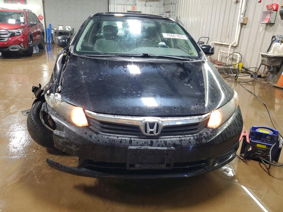 Photo 5 from auction – 2012 HONDA CIVIC with VIN 19XFB2F80CE040720