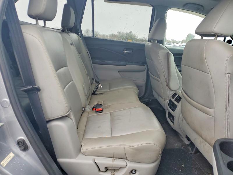 Photo 11 from auction – 2016 HONDA PILOT with VIN 5FNYF6H5XGB060089