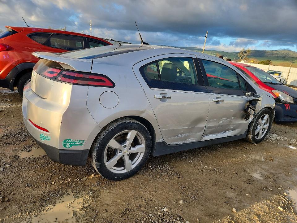 Photo 3 from auction – 2014 CHEV VOLT with VIN 1G1RF6E49EU140917
