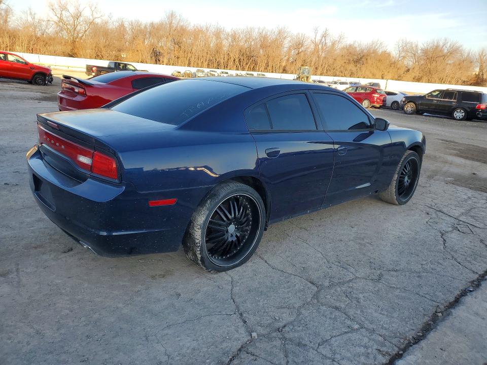 Photo 3 from auction – 2013 DODGE CHARGER with VIN 2C3CDXBG8DH571066