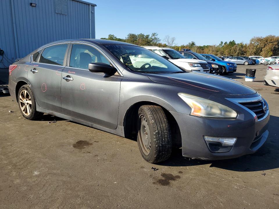 Photo 4 from auction – 2013 NISSAN ALTIMA with VIN 1N4AL3APXDC103249