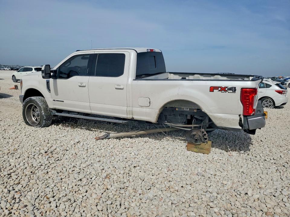 Photo 2 from auction – 2017 FORD F250 with VIN 1FT7W2BT5HEB28510