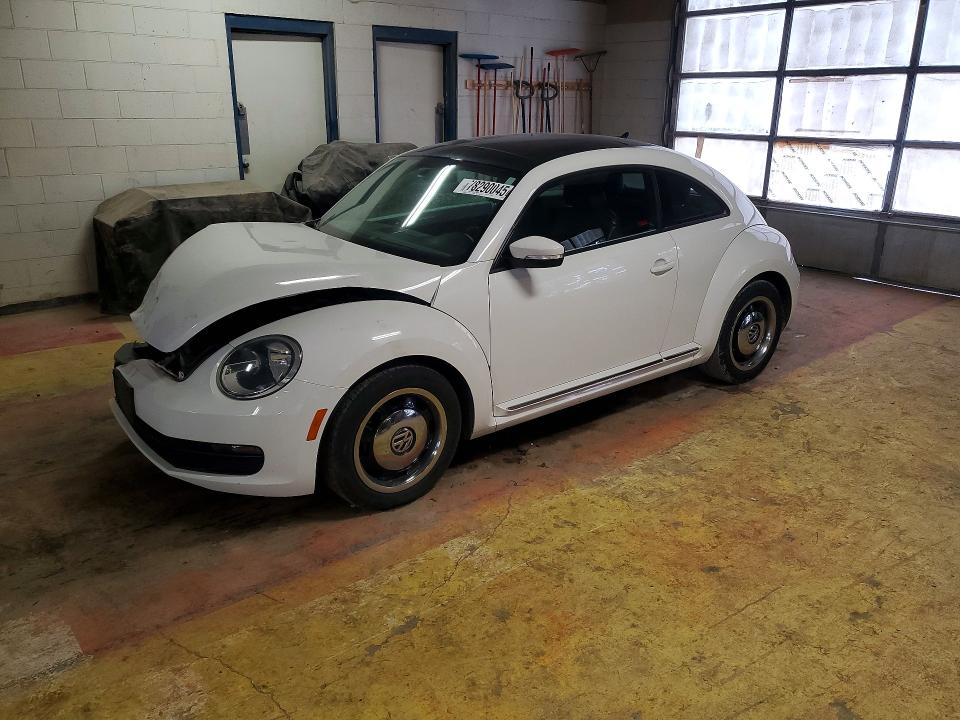 Photo 1 from auction – 2012 VOLKSWAGEN BEETLE with VIN 3VWJX7AT2CM645975