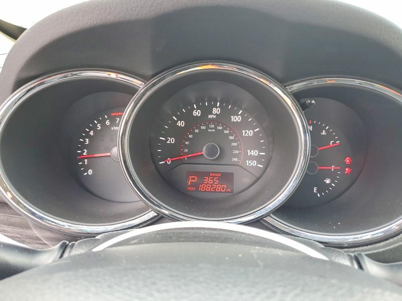 Photo 9 from auction – 2012 KIA SORENTO BA with VIN 5XYKT3A16CG189311