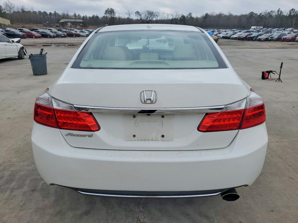 Photo 6 from auction – 2015 HONDA ACCORD with VIN 1HGCR2F87FA098248