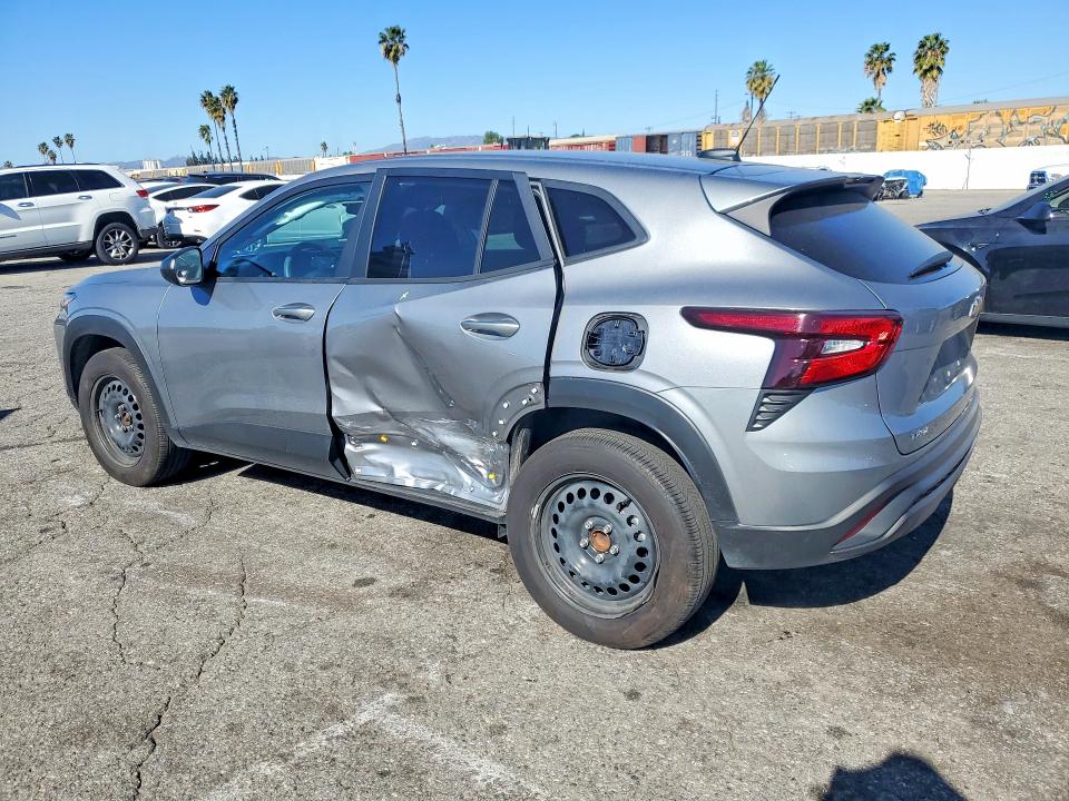 Photo 2 from auction – 2025 CHEVROLET TRAX LS with VIN KL77LFEP3SC165358