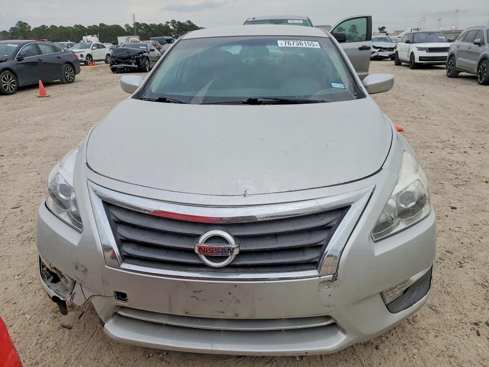 Photo 5 from auction – 2015 NISS ALTIMA with VIN 1N4AL3AP9FC212661
