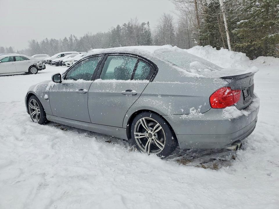 Photo 2 from auction – 2011 BMW 323 with VIN WBAPG7C59BA928555