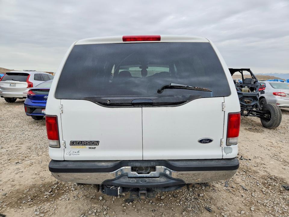 Photo 6 from auction – 2000 FORD EXCURSION with VIN 1FMNU41S2YEB84966