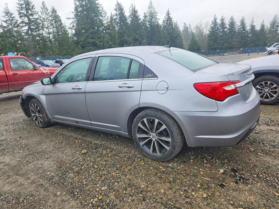 Photo 2 from auction – 2013 CHRYSLER 200 with VIN 1C3CCBBB9DN615528