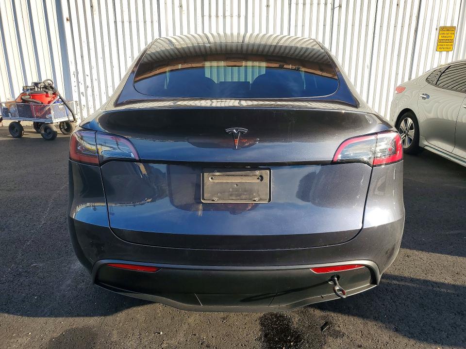 Photo 6 from auction – 2024 TESLA MODEL Y with VIN 7SAYGDED4RF052024
