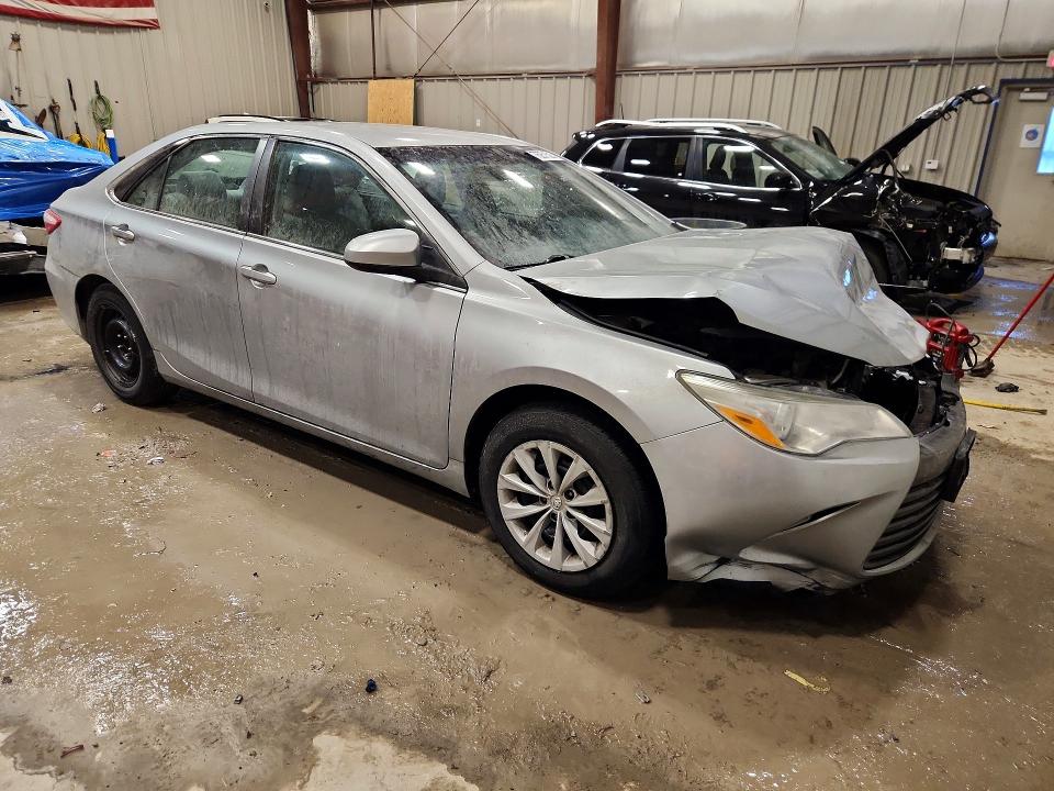 Photo 4 from auction – 2015 TOYOTA CAMRY with VIN 4T4BF1FK8FR475307