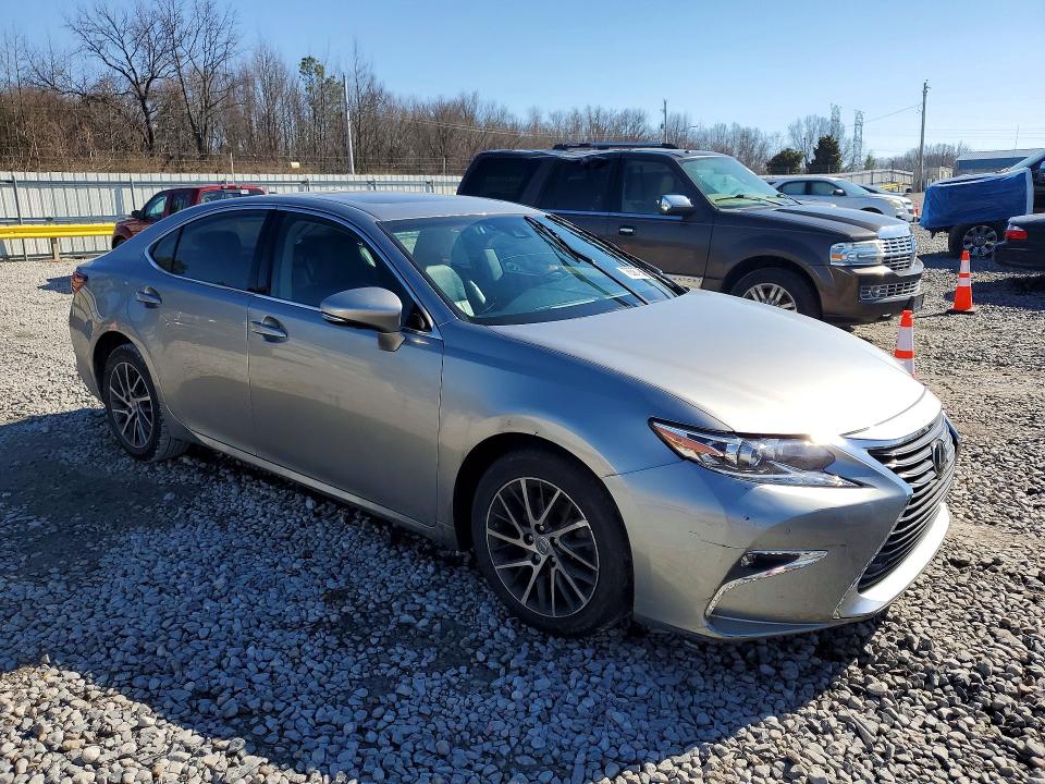 Photo 4 from auction – 2017 LEXUS ES 350 with VIN 58ABK1GG5HU045133