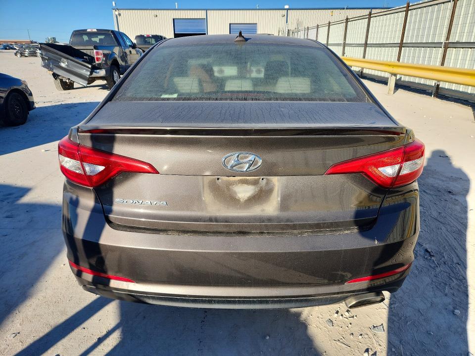 Фото 6 с аукциона – 2016 HYUNDAI SONATA с VIN 5NPE24AF9GH301034
