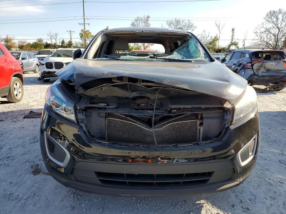 Photo 5 from auction – 2018 KIA SORENTO with VIN 5XYPG4A38JG344858
