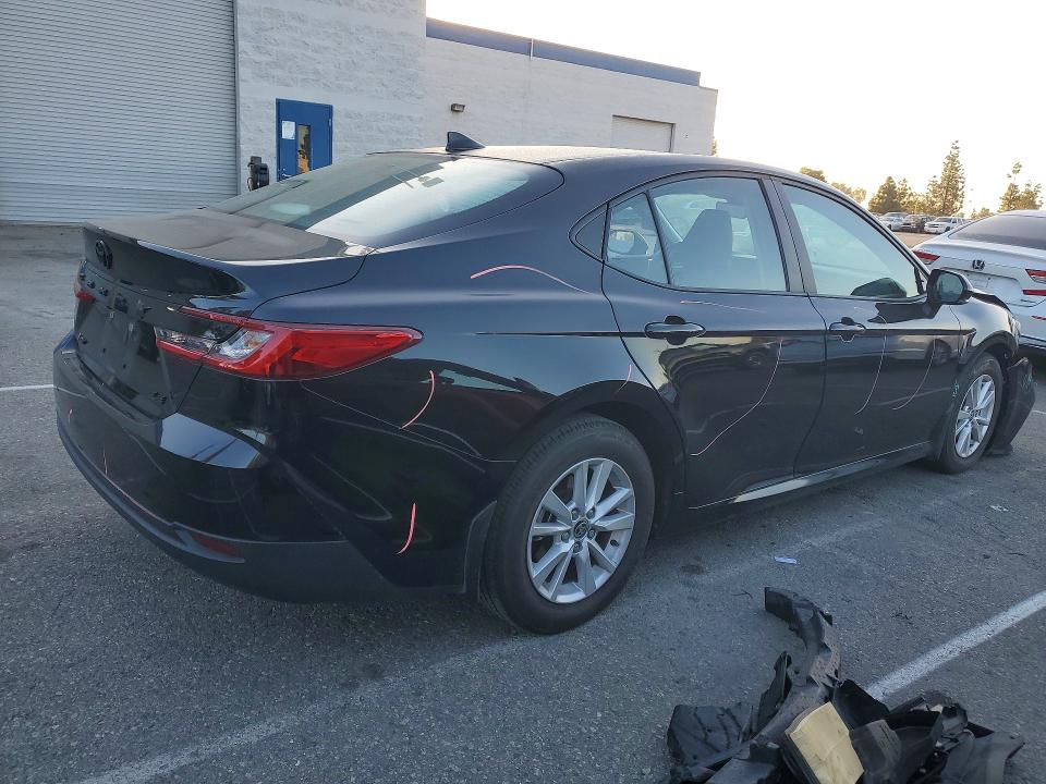 Photo 3 from auction – 2025 TOYOTA CAMRY XSE with VIN 4T1DAACK9SU056091