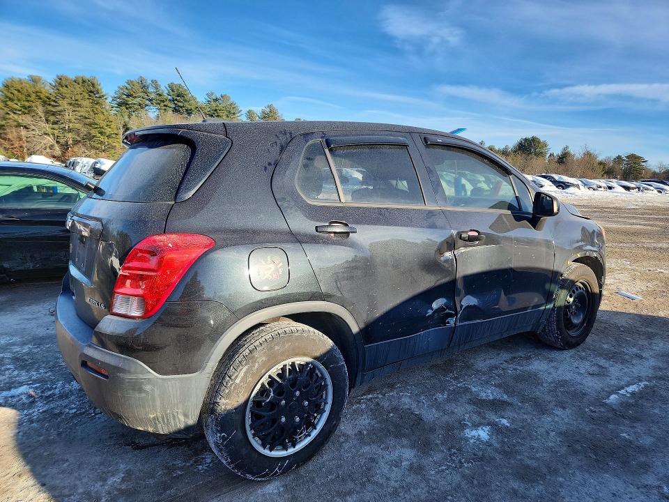 Photo 3 from auction – 2016 CHEVROLET TRAX with VIN KL7CJKSBXGB733284