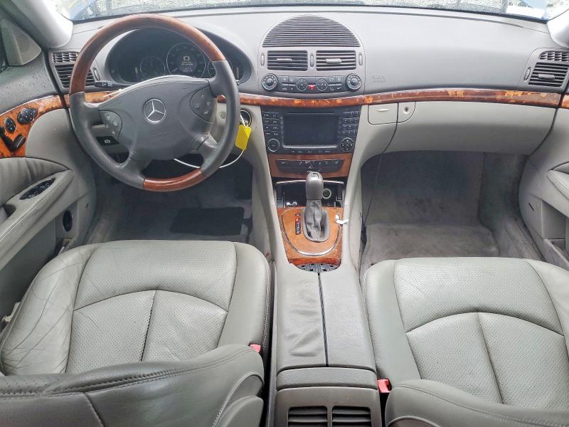 Photo 8 from auction – 2004 MERCEDES-BENZ E with VIN WDBUF65J24A421852