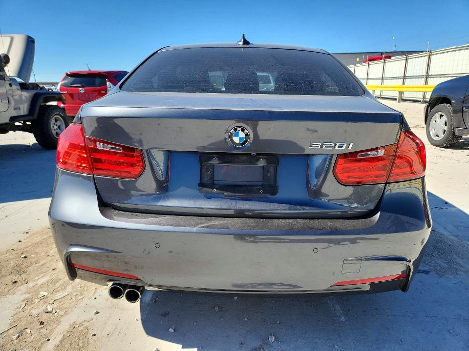 Photo 6 from auction – 2015 BMW 328 with VIN WBA3A5G59FNS87288
