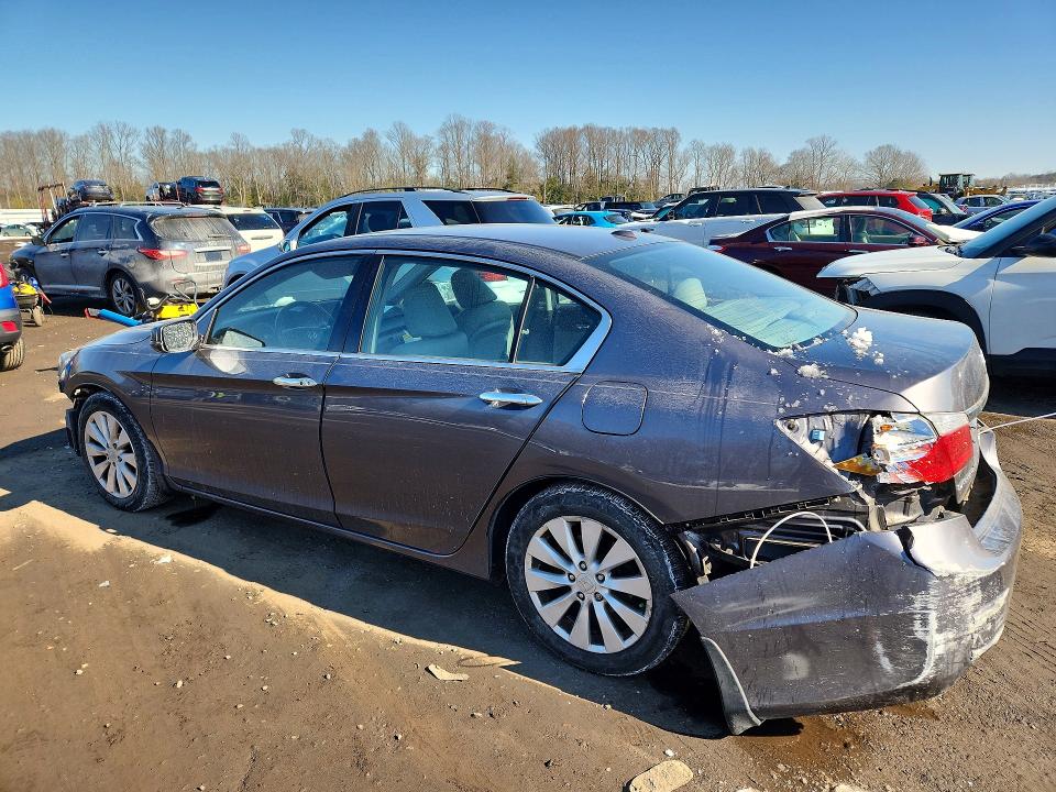 Photo 2 from auction – 2014 HONDA ACCORD EXL with VIN 1HGCR3F88EA035809