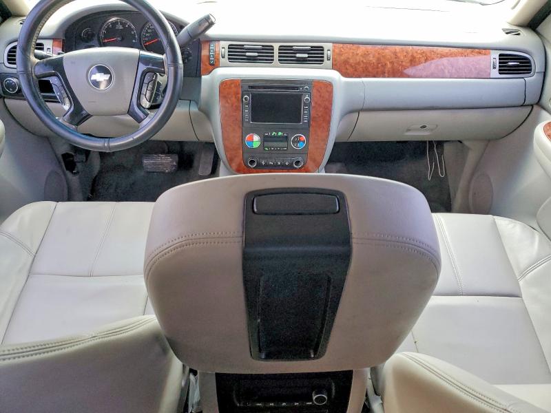 Photo 8 from auction – 2008 CHEVROLET AVALANCHE with VIN 3GNEC12028G125290