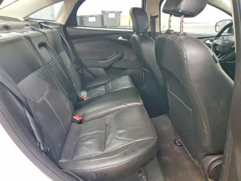 Photo 10 from auction – 2016 FORD FOCUS with VIN 1FADP3F21GL309563